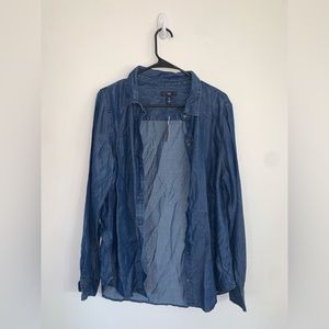 Gap blue Jean button up. NWT